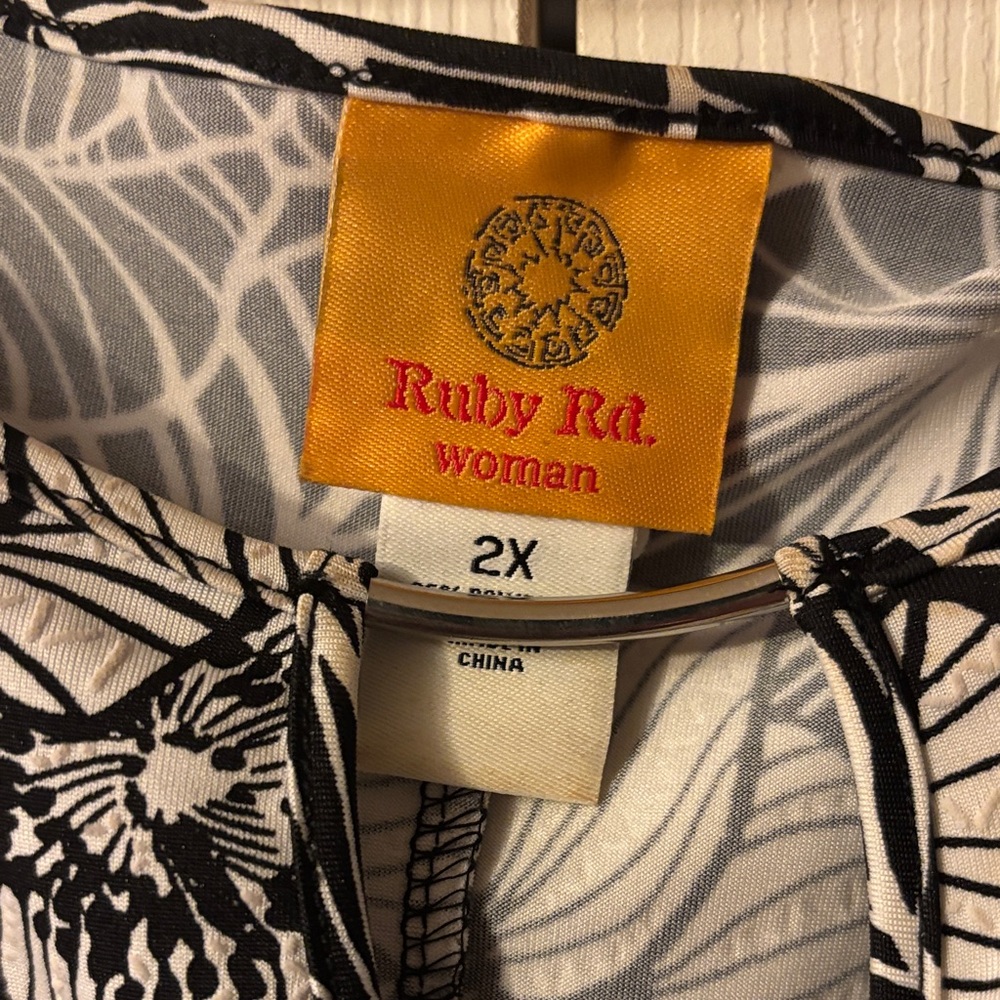 Ruby Rd. Monochrome Floral Dress - Picture 2 of 2
